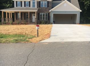 1088 Paddock Circle, Rockwell, NC 28138