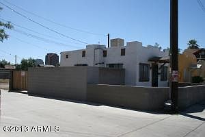 2nd image of 815 E Roosevelt St