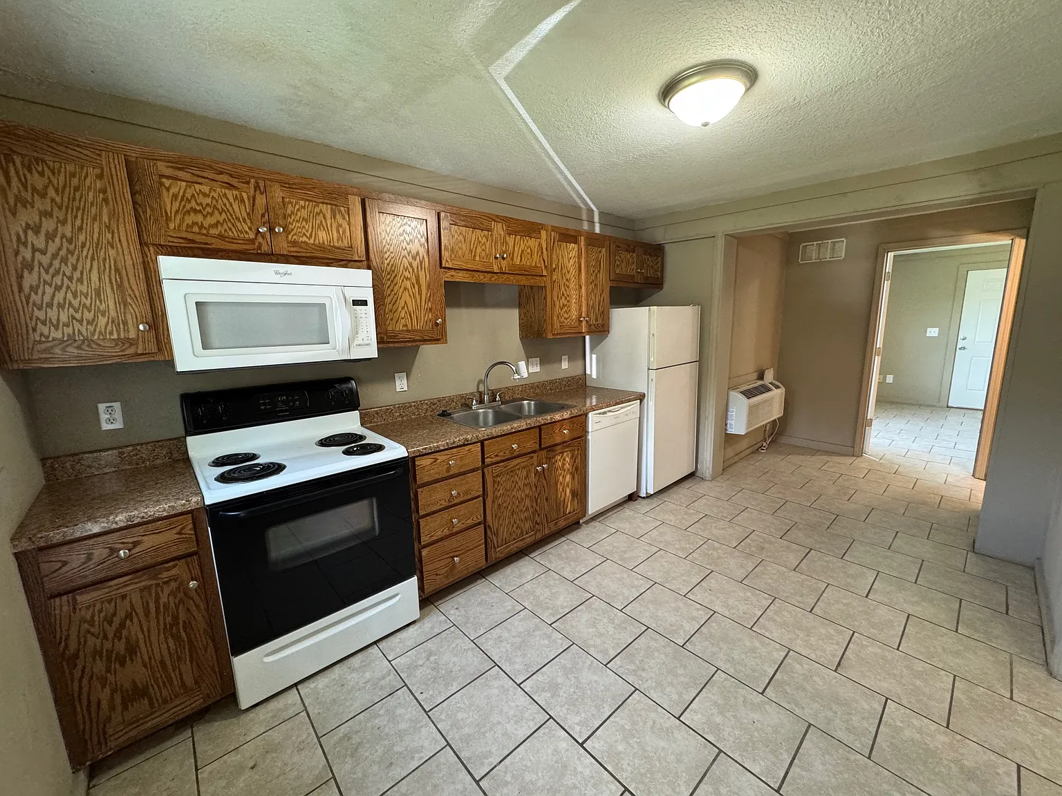 507 Grover, Warrensburg, MO 64093 - B — Photo 4
