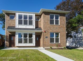 1986 Pine St, Des Plaines, IL 60018
