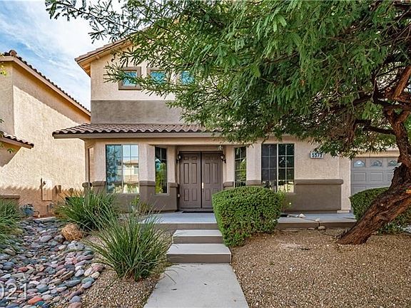 3rd image of 5573 Buena Martina Way