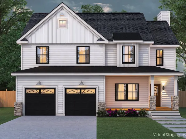 Mia Plan, Ridgebury Estates