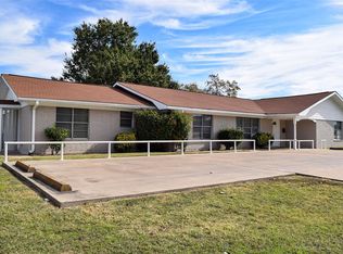 2309 S Day St, Brenham, TX 77833