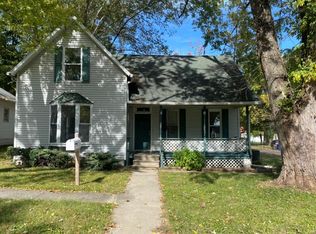 627 E South Ave, Greenville, IL