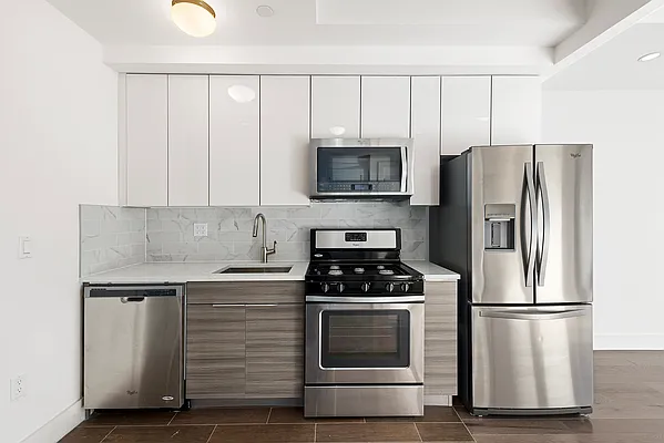 Rented by Compass | media 9