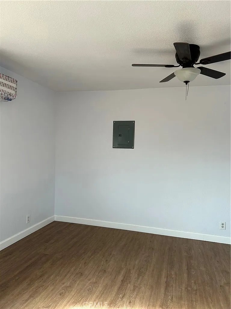 Studio, 450 sqft, $1,200 — Photo 3