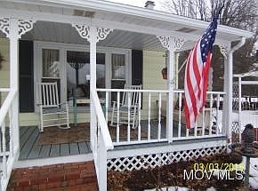 4th image of 93 Holland Ave