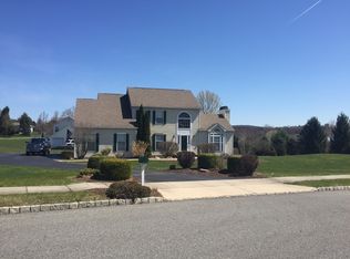 1 Old Canal Rd, Washington, NJ 07882