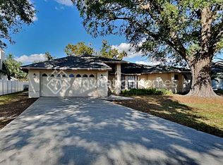 1060 Colony Arms Dr, Lakeland, FL 33813