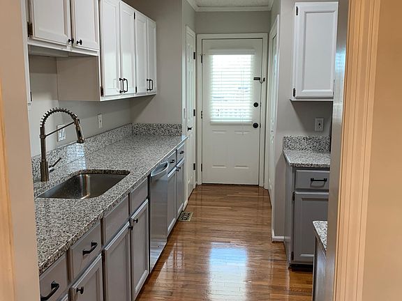 2nd image of 1890 Cooper Landing Dr SE