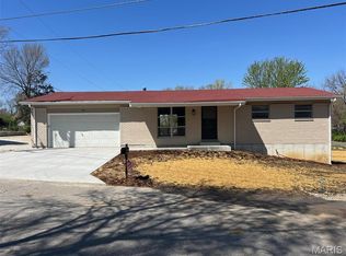 105 Mueller Ave, Wright City, MO 63390