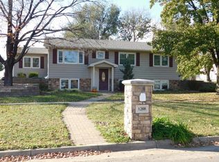 1208 N Walnut St, Abilene, KS 67410