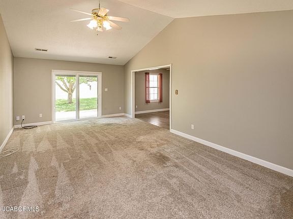 5th image of 3818 Buckingham Park