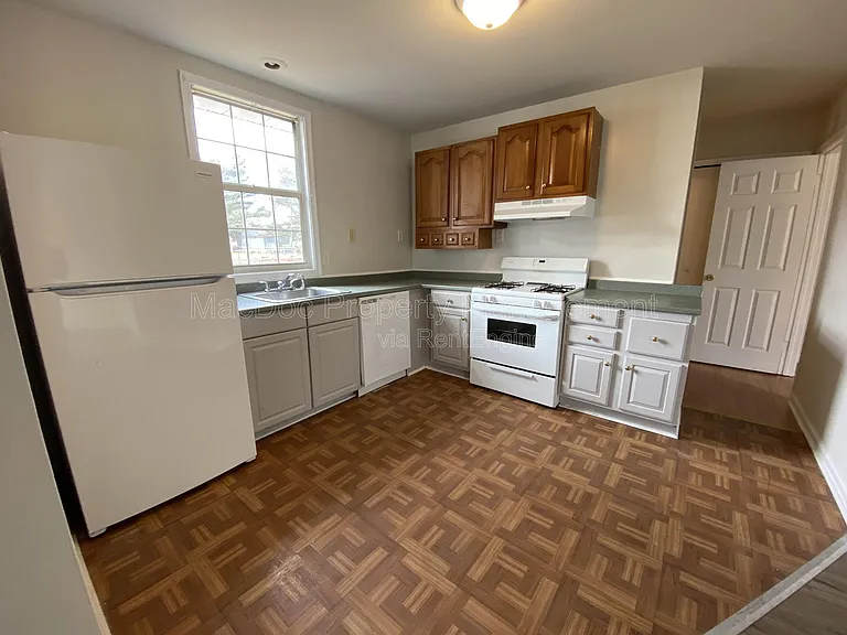 209 Hamilton St #A — Photo 7