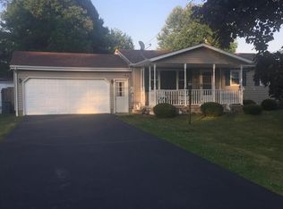9619 Struthers Rd, New Middletown, OH 44442