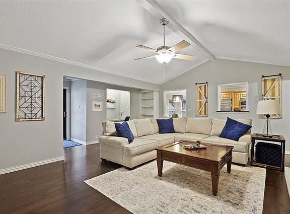 4th image of 2935 Columbine Dr