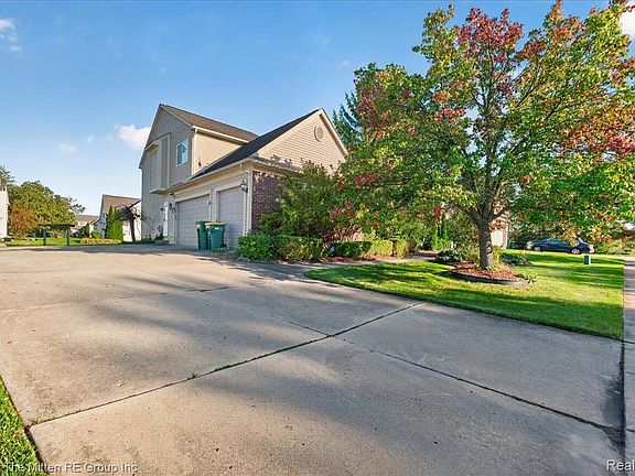 2nd image of 7351 Anna Dr