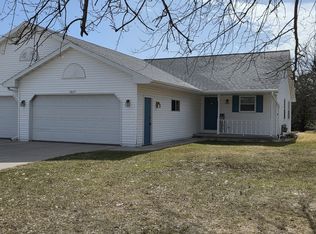 3027 Glendale Ave, Green Bay, WI 54313