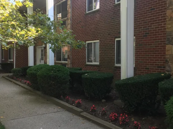21 Gadsen Pl APT 1B, Staten Island, NY 10314