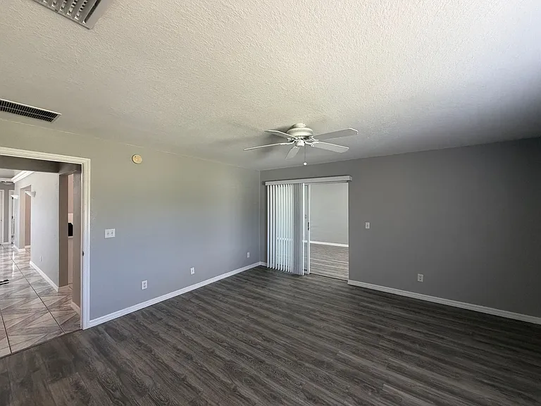 7750 SE 150th Ave — Photo 18