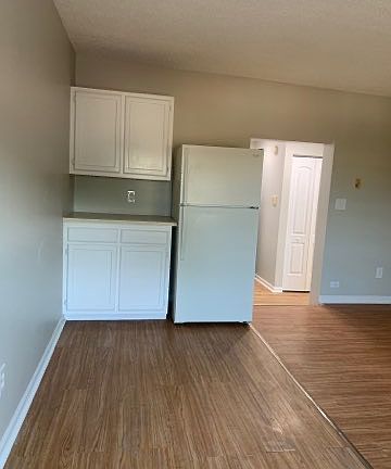 2nd image of 14424 Morse St #C