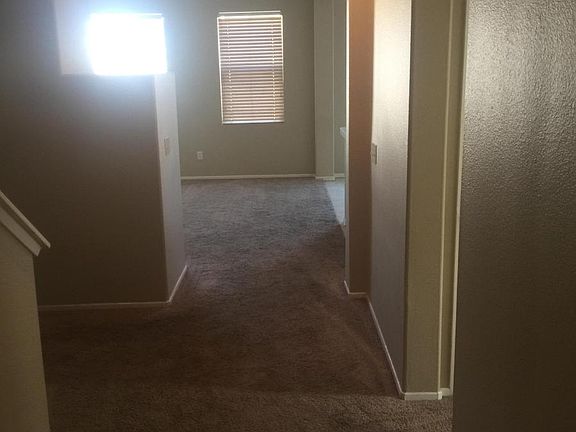 3rd image of 601 W Avenue H13