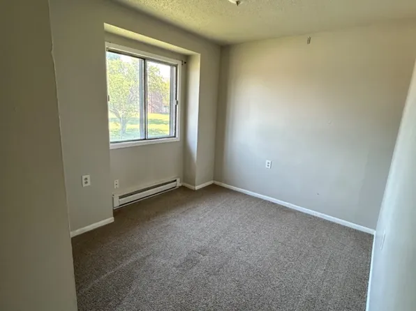 307 Ilion Ave APT 14, Chariton, IA 50049