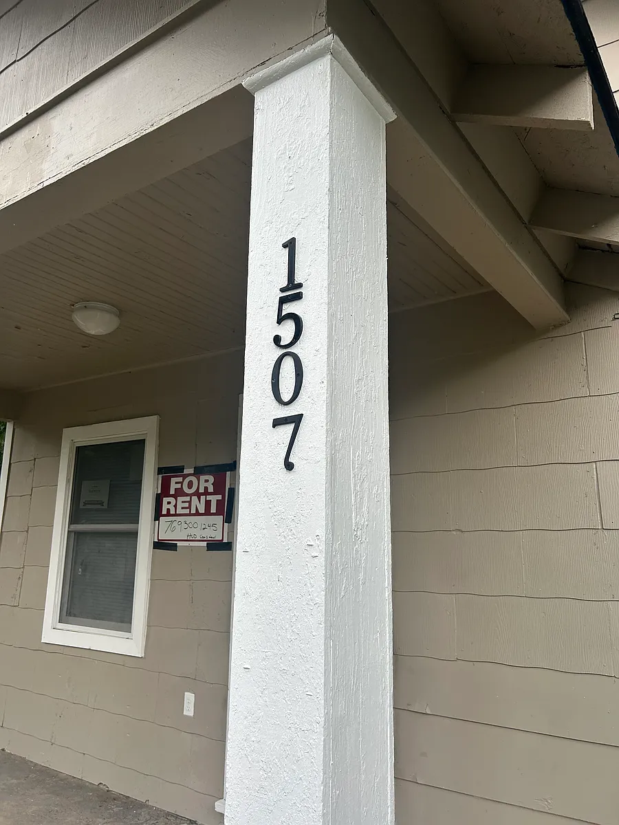 Building Photo - 1507 Rondo St #1