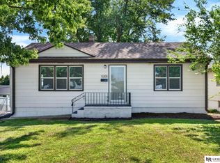 5305 N 45th St, Omaha, NE 68104