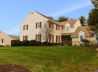 537 Timothy Dr, Bethlehem, PA 18017