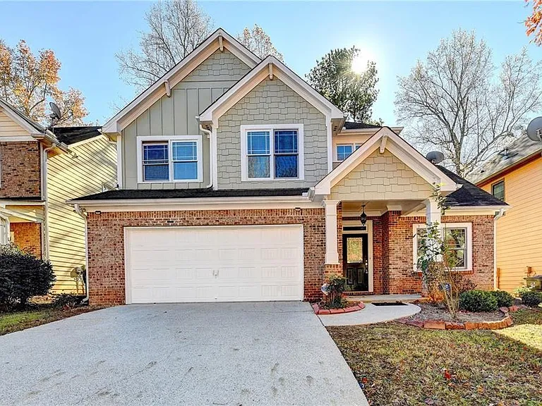 2104 Nelms Pointe Lndg — Photo 1