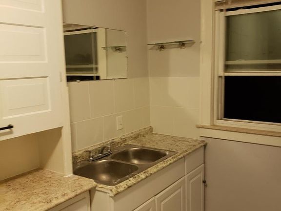 2nd image of 15383 La Salle Blvd APT 2