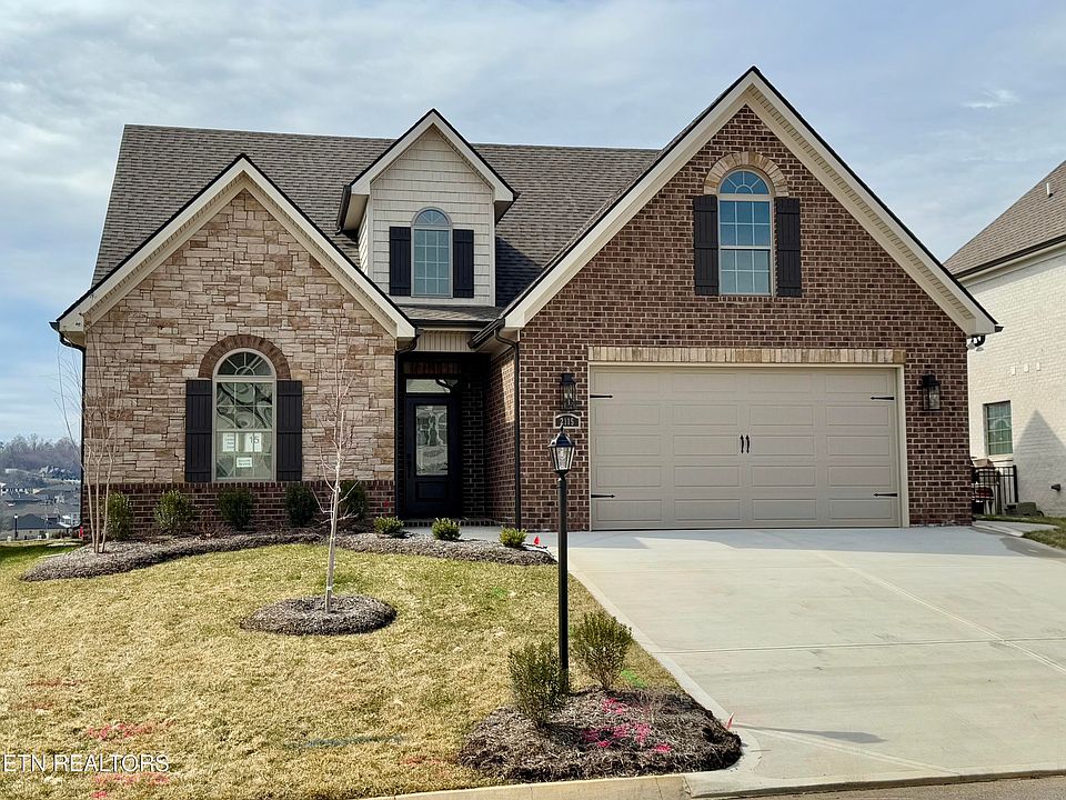 1st image of 2115 Lantern Park Ln
