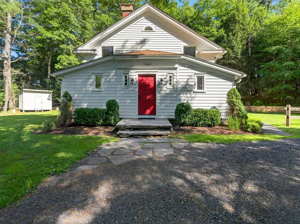 62 Guymard Turnpike, Godeffroy, NY 12729