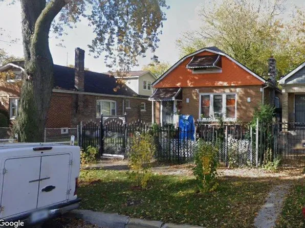 (undisclosed Address), Chicago, IL 60609