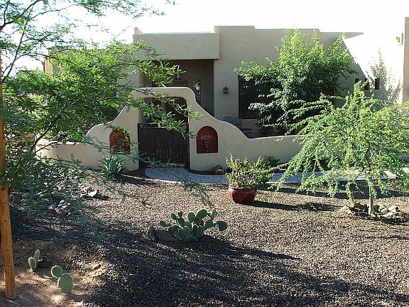 Front with courtyard