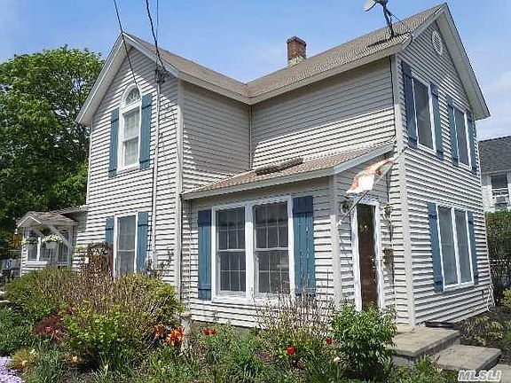 5th image of 54 Evergreen Ave