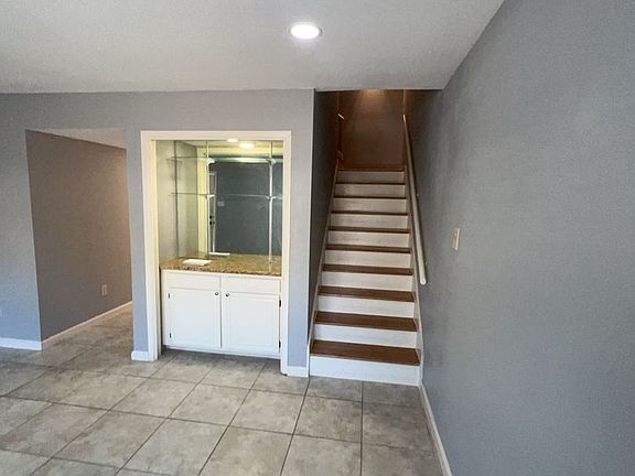 3rd image of 10379 Briar Forest Dr
