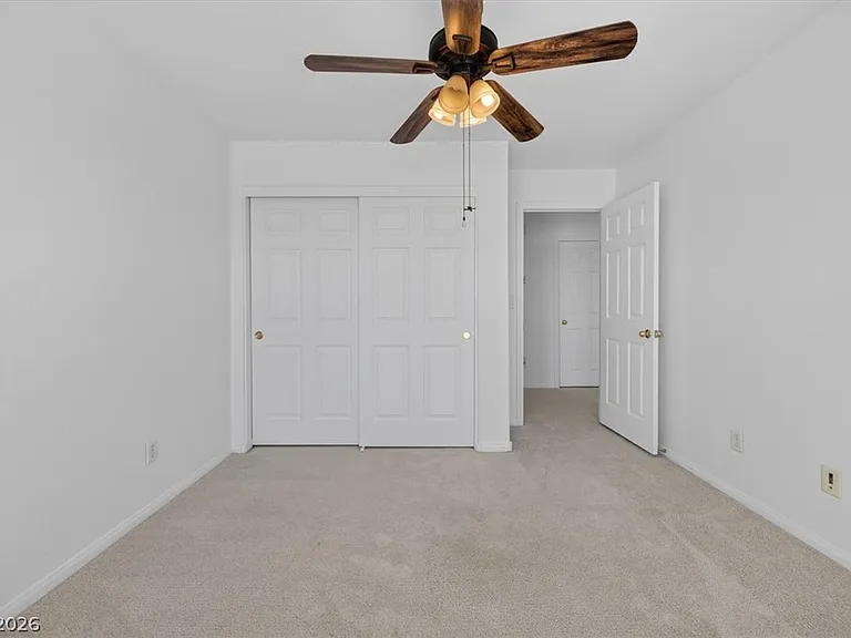 3799 Honey Ridge Ct — Photo 31