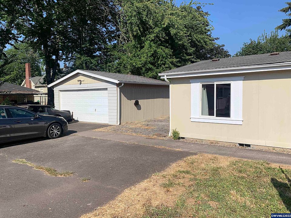 678 E Grant St, Lebanon, OR 97355 | Zillow