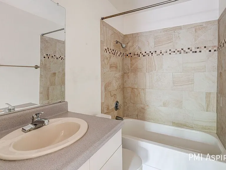 3065 30th St #1B — Photo 20
