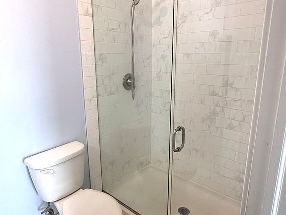 3rd image of 1901 Summit Ave Unit 301