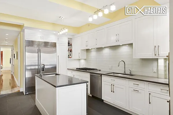 Sold by Citi Habitats | media 9