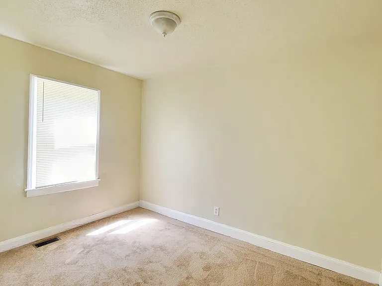 2022 Martin Luther King Jr Dr — Photo 7