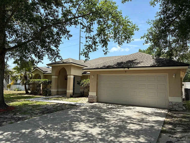 2176 Alclobe Cir — Photo 2