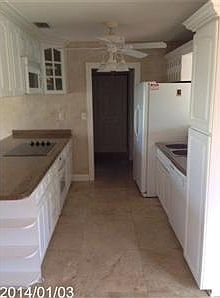 4th image of 1604 SE 10th Ave