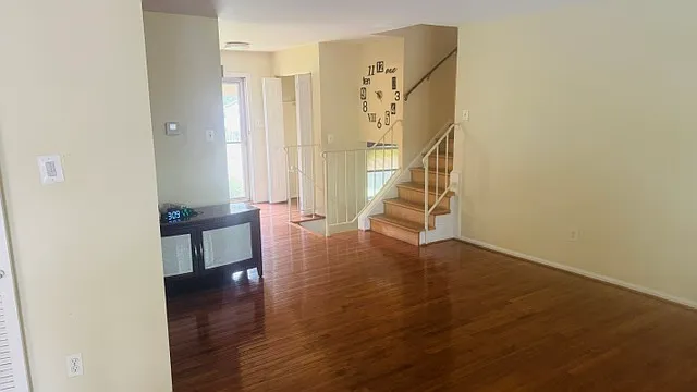 9715 Aspen Hollow Way — Photo 3