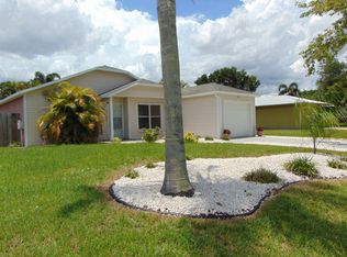 214 SW Moselle Ave, Pt Saint Lucie, FL 34953