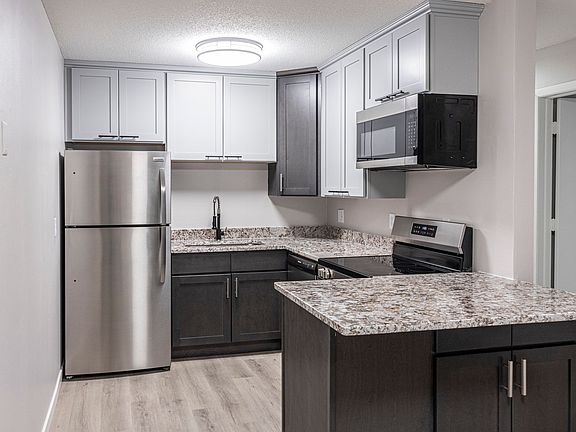 3rd image of 30 Sunset Dr E #1-05
