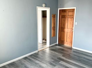 1244 E Philadelphia Ave APT 5, Gilbertsville, PA 19525